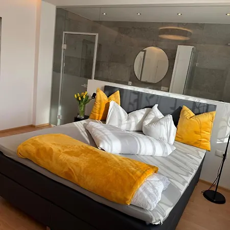 Sonnige Und Ruhige In - Stadtrand Apartment *