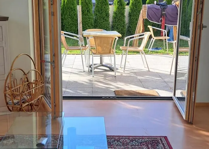 Sonnige Und Ruhige In - Stadtrand *