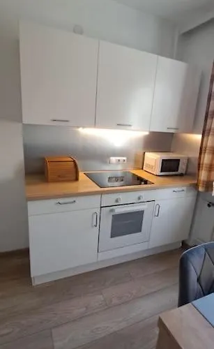 Sonnige Und Ruhige In - Stadtrand *