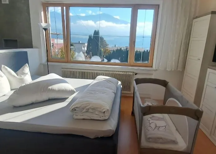 Sonnige Und Ruhige In - Stadtrand 公寓 *