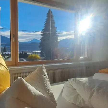 Апартаменти Sonnige Und Ruhige In - Stadtrand
